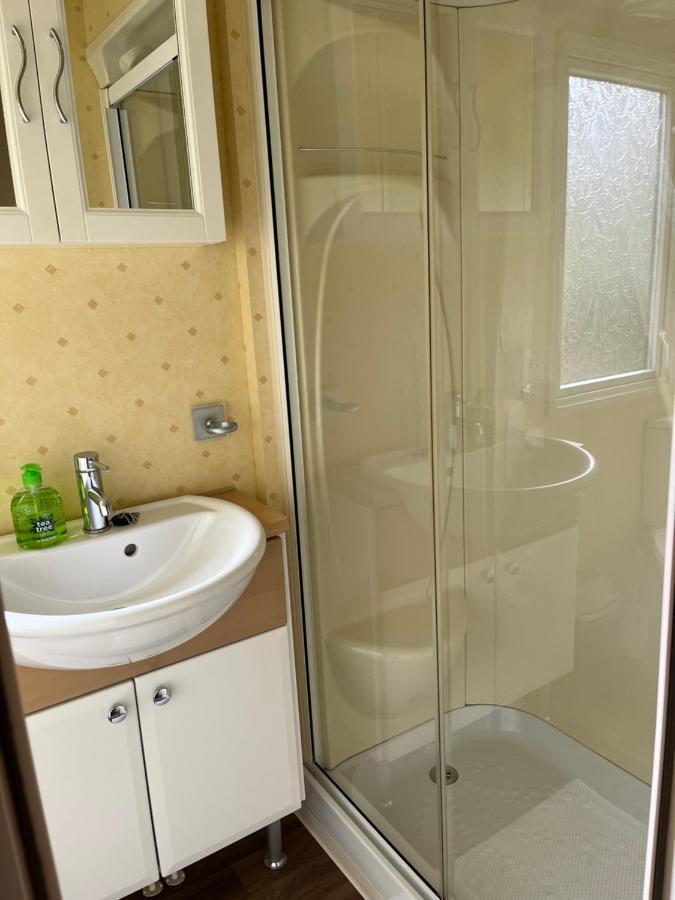פוולהלי Garej Mynytho Caravan מראה חיצוני תמונה